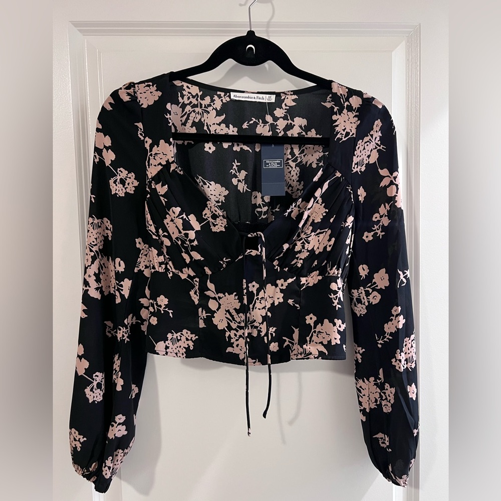 Abercrombie & Fitch Crop Top